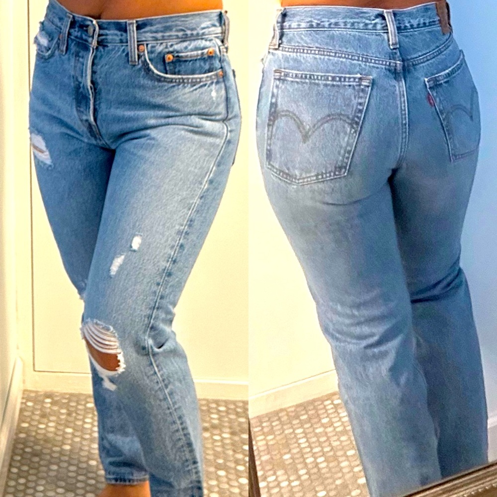 NWOT Levi’s Wedgie Straight Ankle Jeans-Distressed